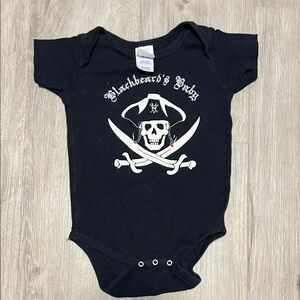 Blackbeard's Baby Pirate Skull Onesie - Black